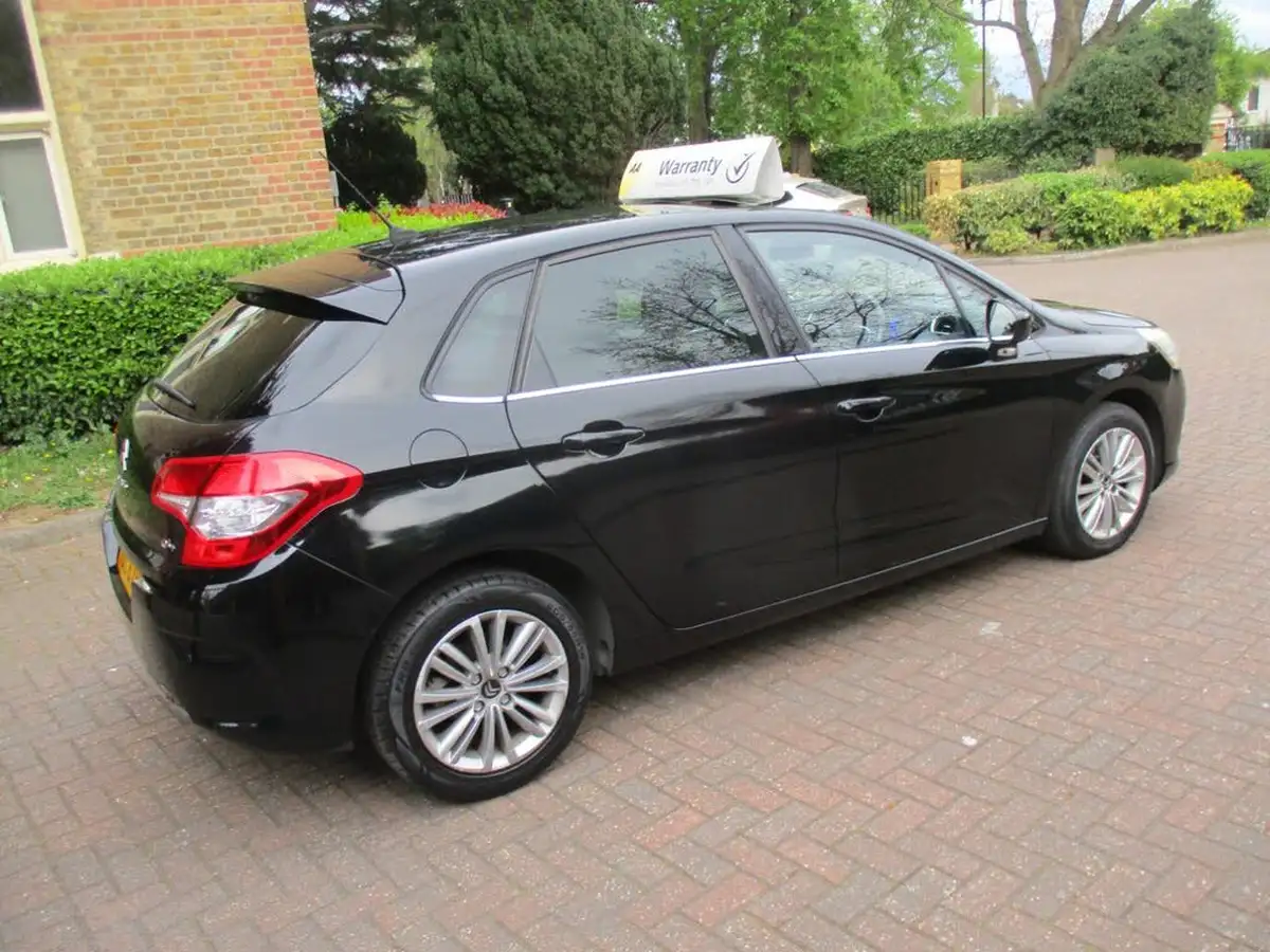 2012-citroen-c4-16-vtr-auto-big-7