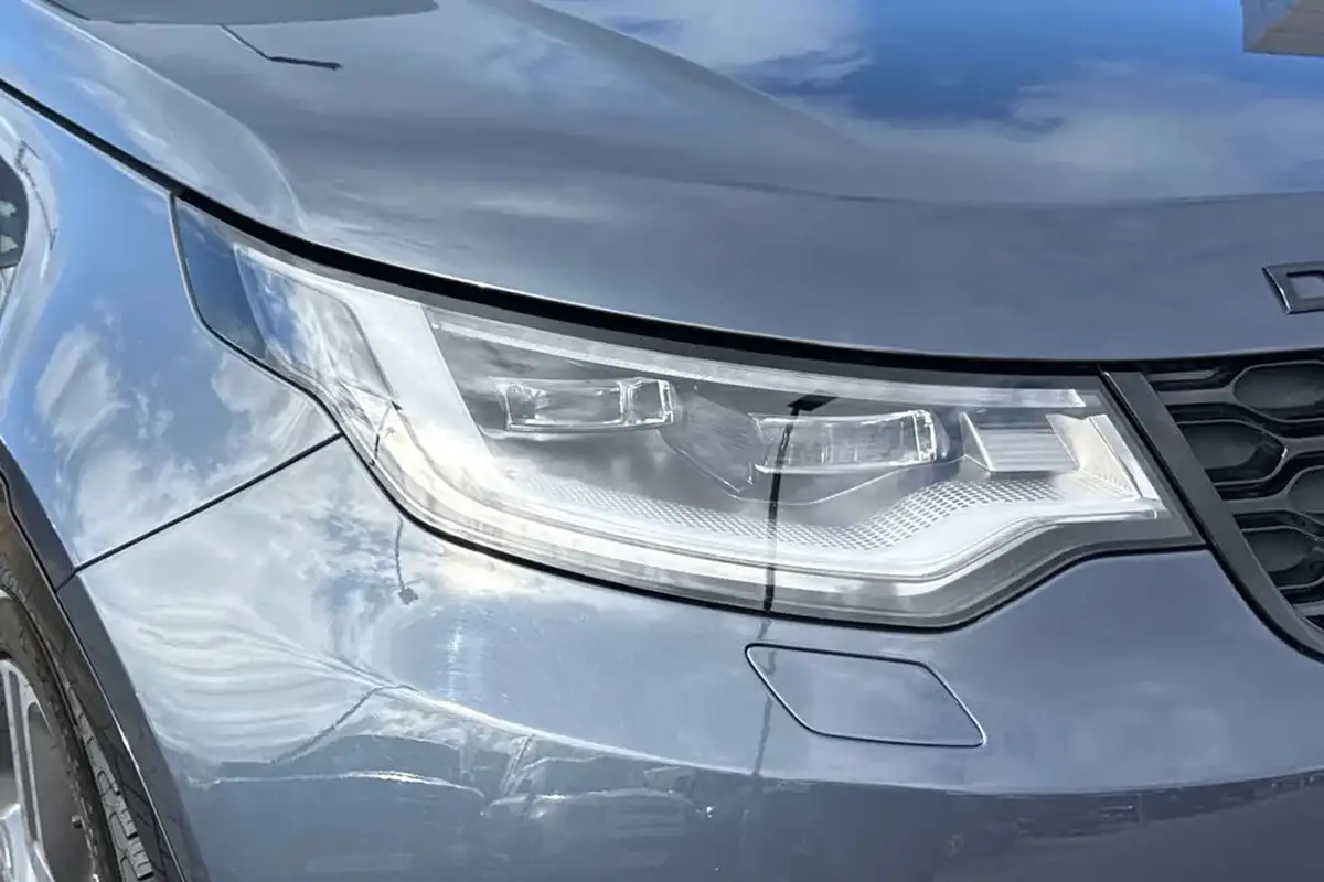 2024-land-rover-discovery-30-d300-dynamic-hse-big-17