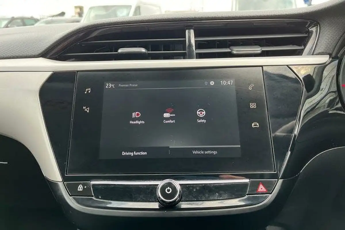 2021-vauxhall-corsa-12i-se-big-32