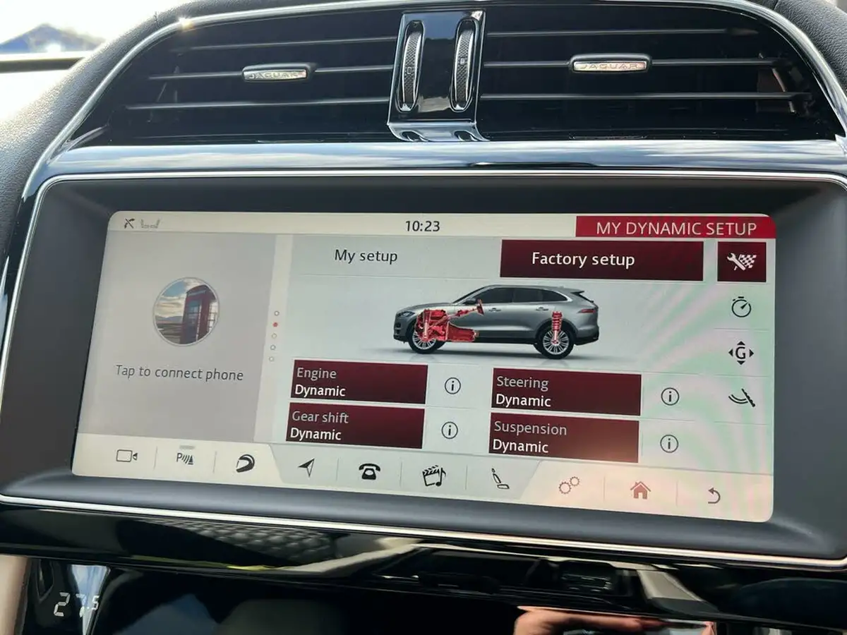 2020-jaguar-f-pace-50-v8-svr-big-38