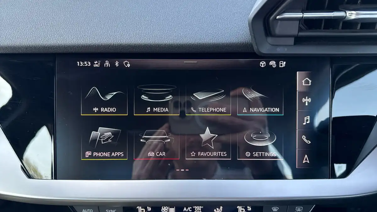 2022-audi-a3-14-40-tfsi-e-sport-big-11