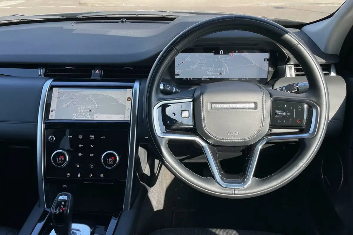 2021-land-rover-discovery-sport-20-p250-hse-big-17
