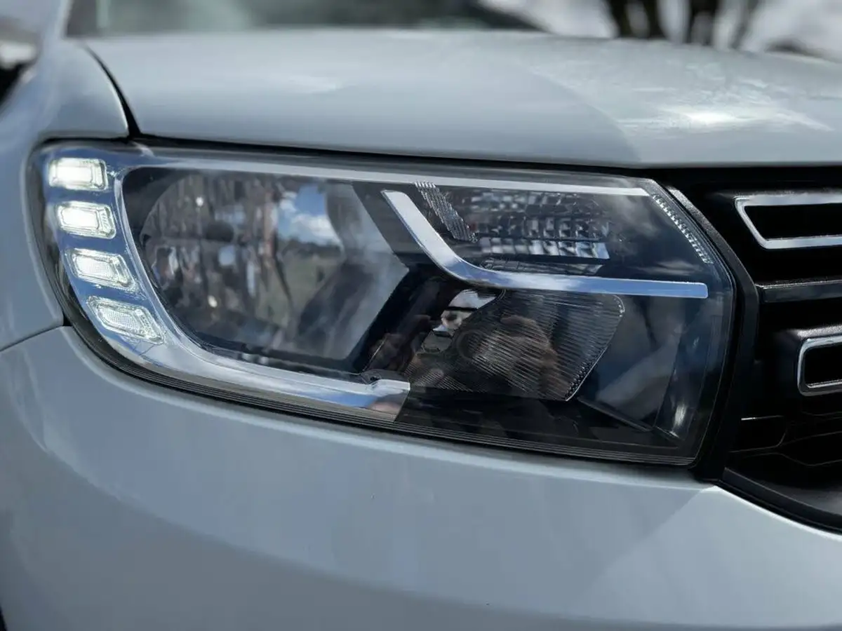 2020-dacia-sandero-stepway-09-tce-comfort-big-11