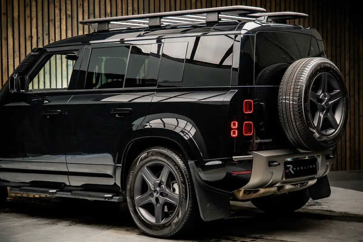 2024-land-rover-110-defender-30-d350-x-dynamic-se-big-16