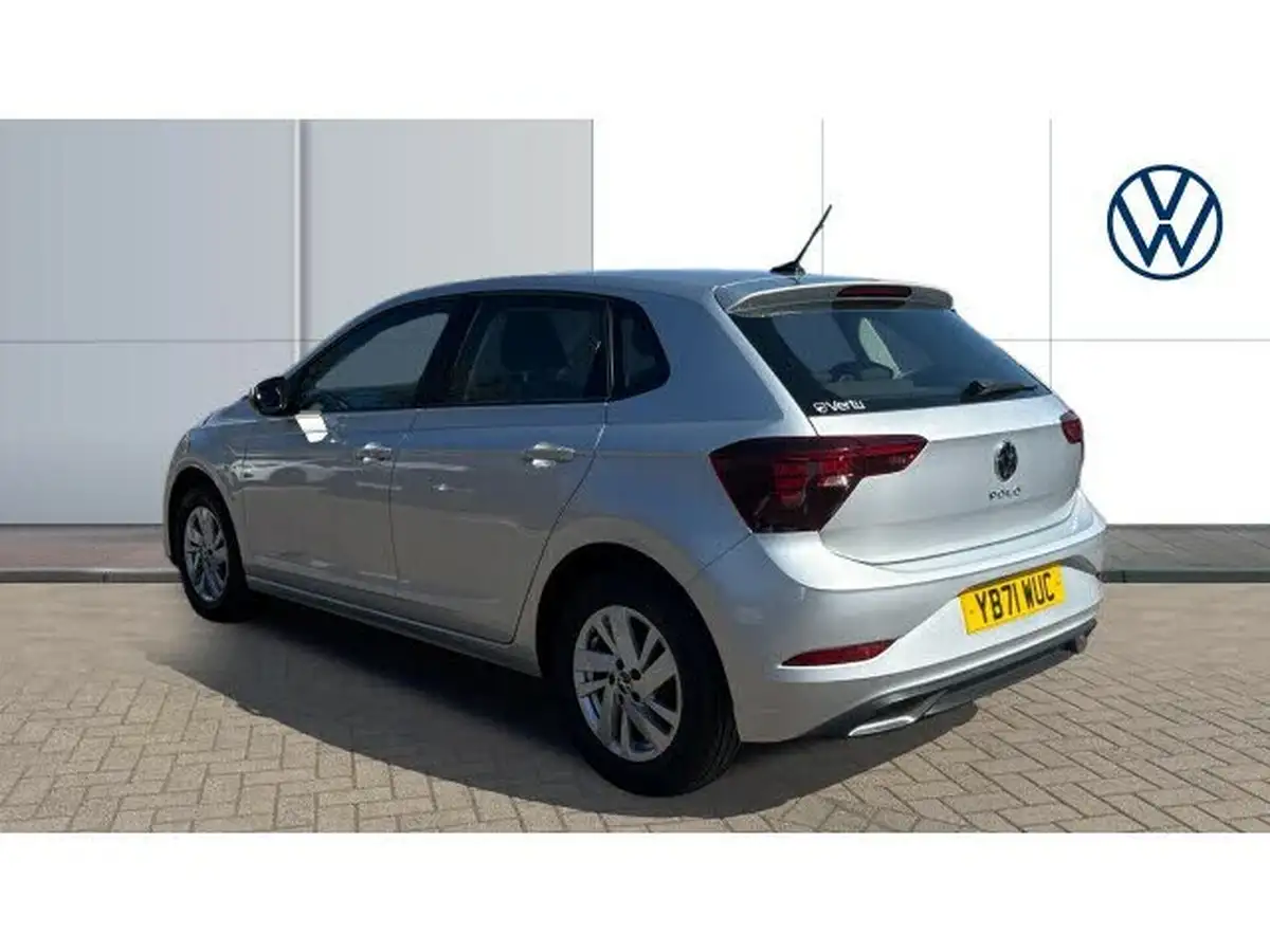 2022-volkswagen-polo-10-tsi-life-dsg-big-2