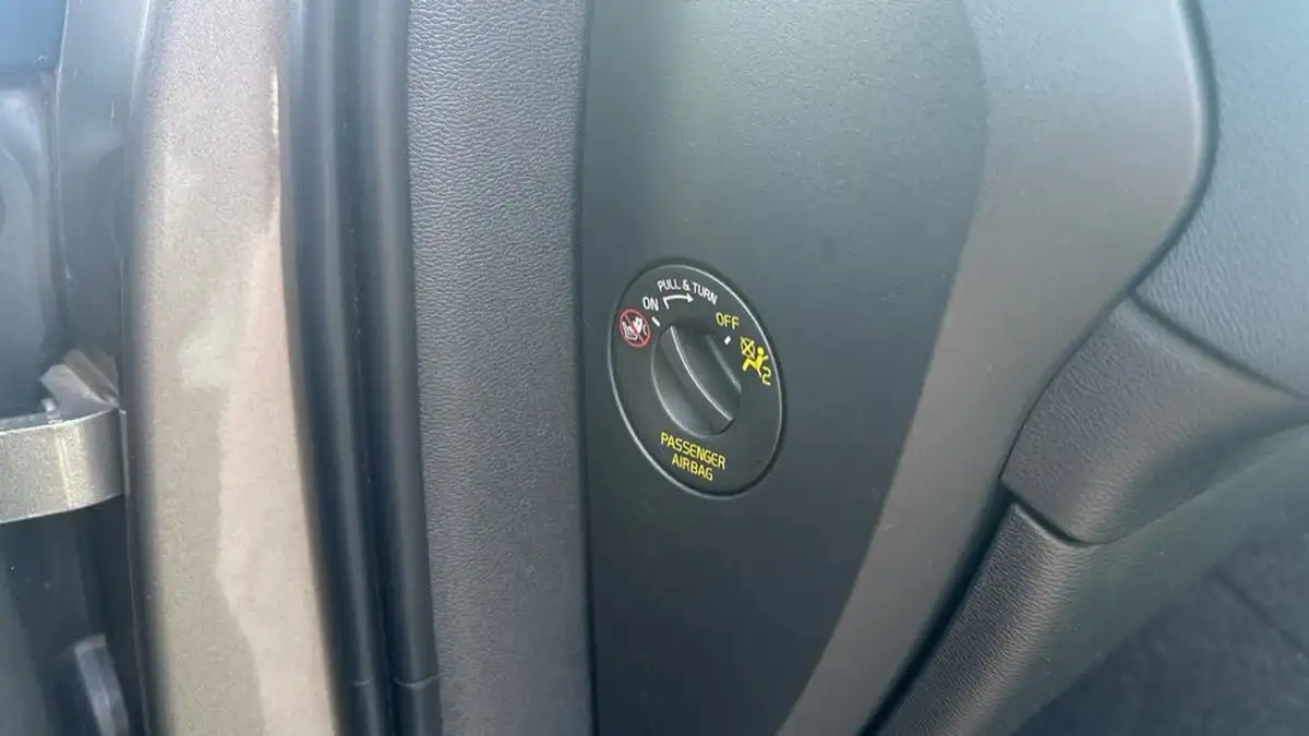 2021-volvo-xc40-15-t3-inscription-163bhp-big-48