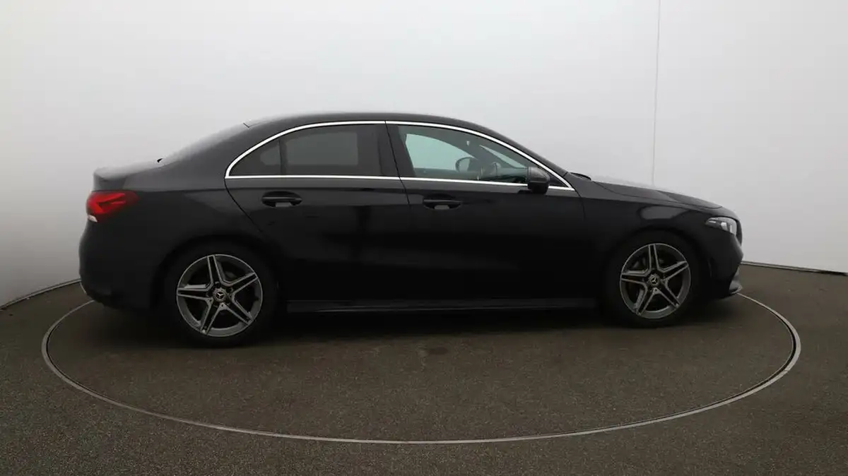 2021-mercedes-benz-a-class-13-a180-amg-line-saloon-4d-7g-dct-big-41