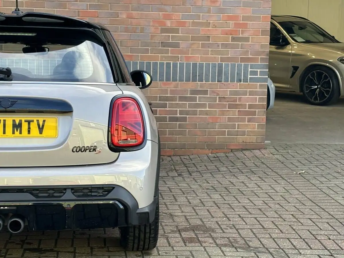 2021-mini-cooper-20-cooper-s-sport-hatchback-5d-auto-big-42