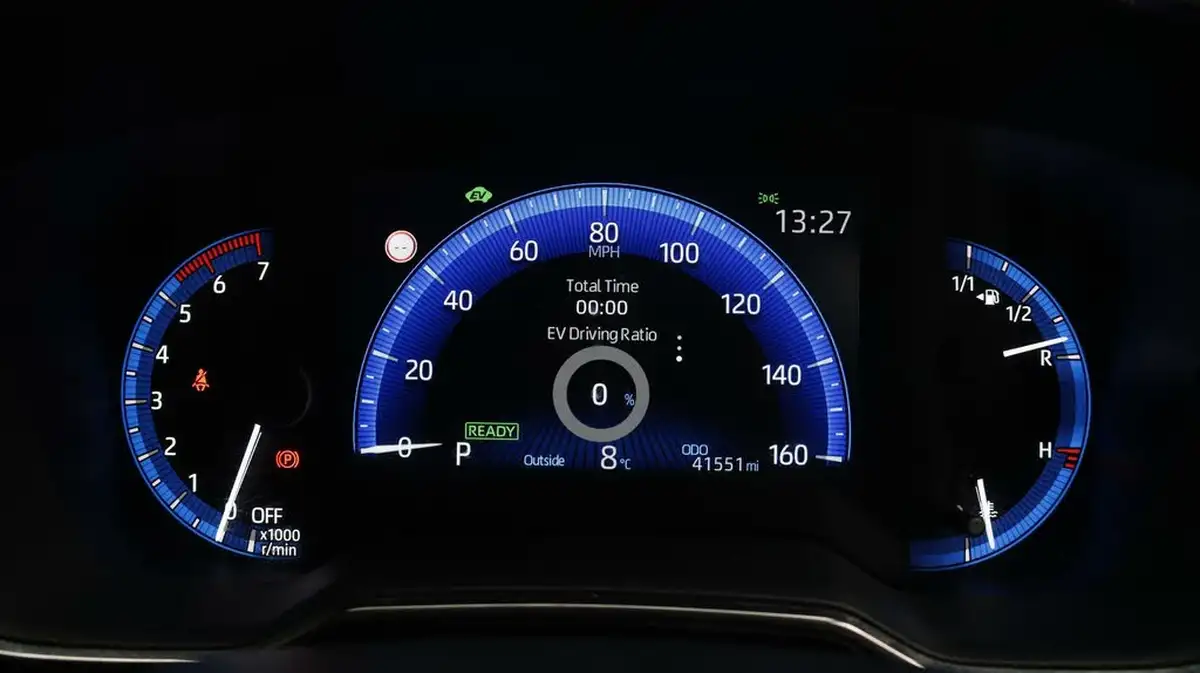 2021-toyota-corolla-18-vvt-i-icon-tech-spare-wheel-hatchback-5d-big-10