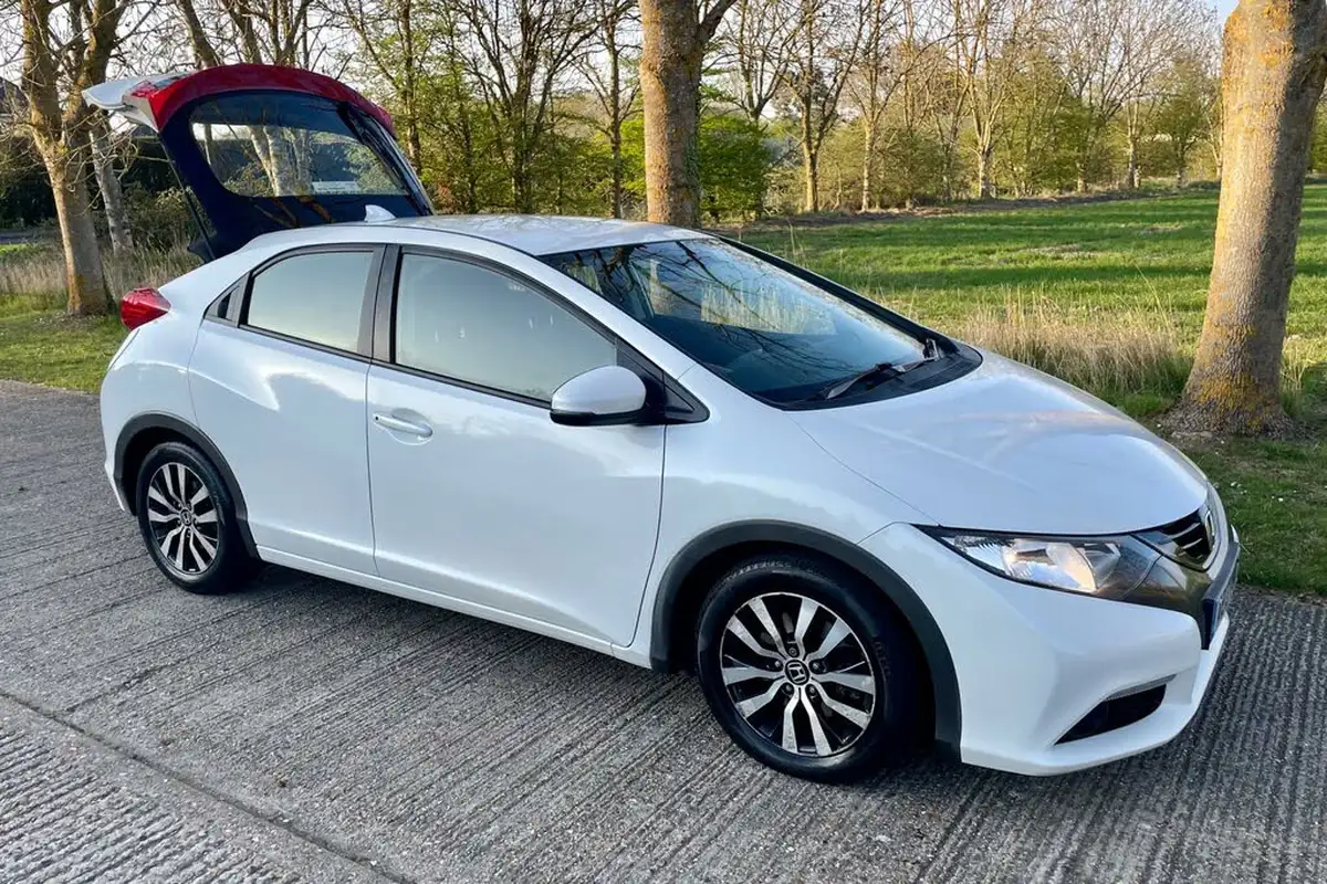 2013-honda-civic-16td-es-big-9