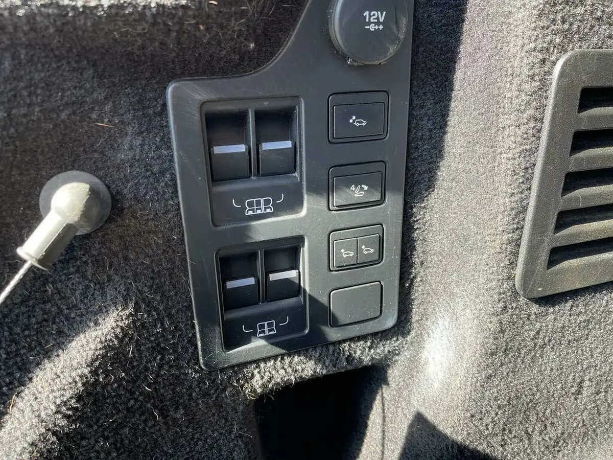2018-land-rover-discovery-30td6-hse-luxury-big-20