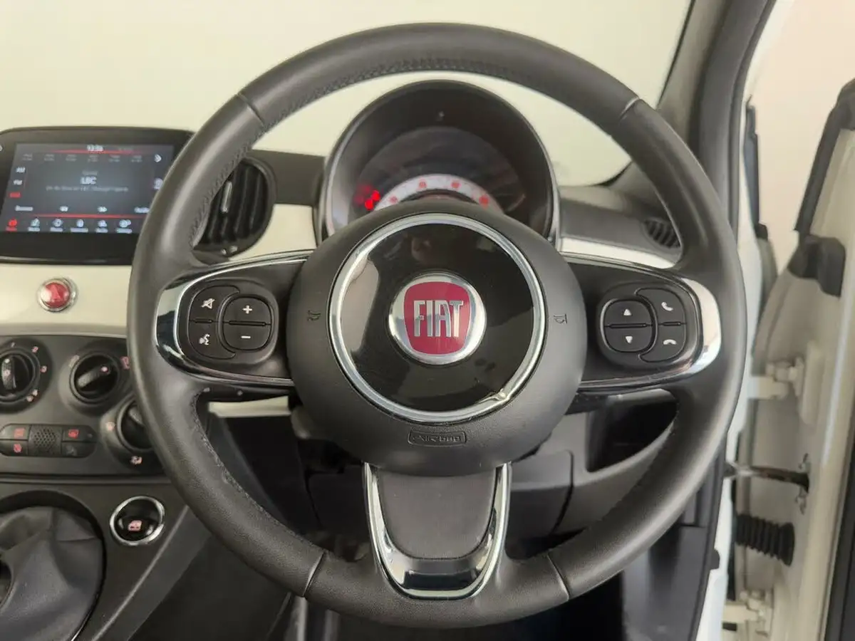 2021-fiat-500-10-lounge-big-19
