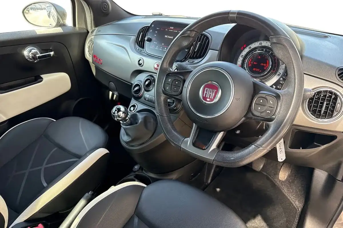 2019-fiat-500-12-s-big-13