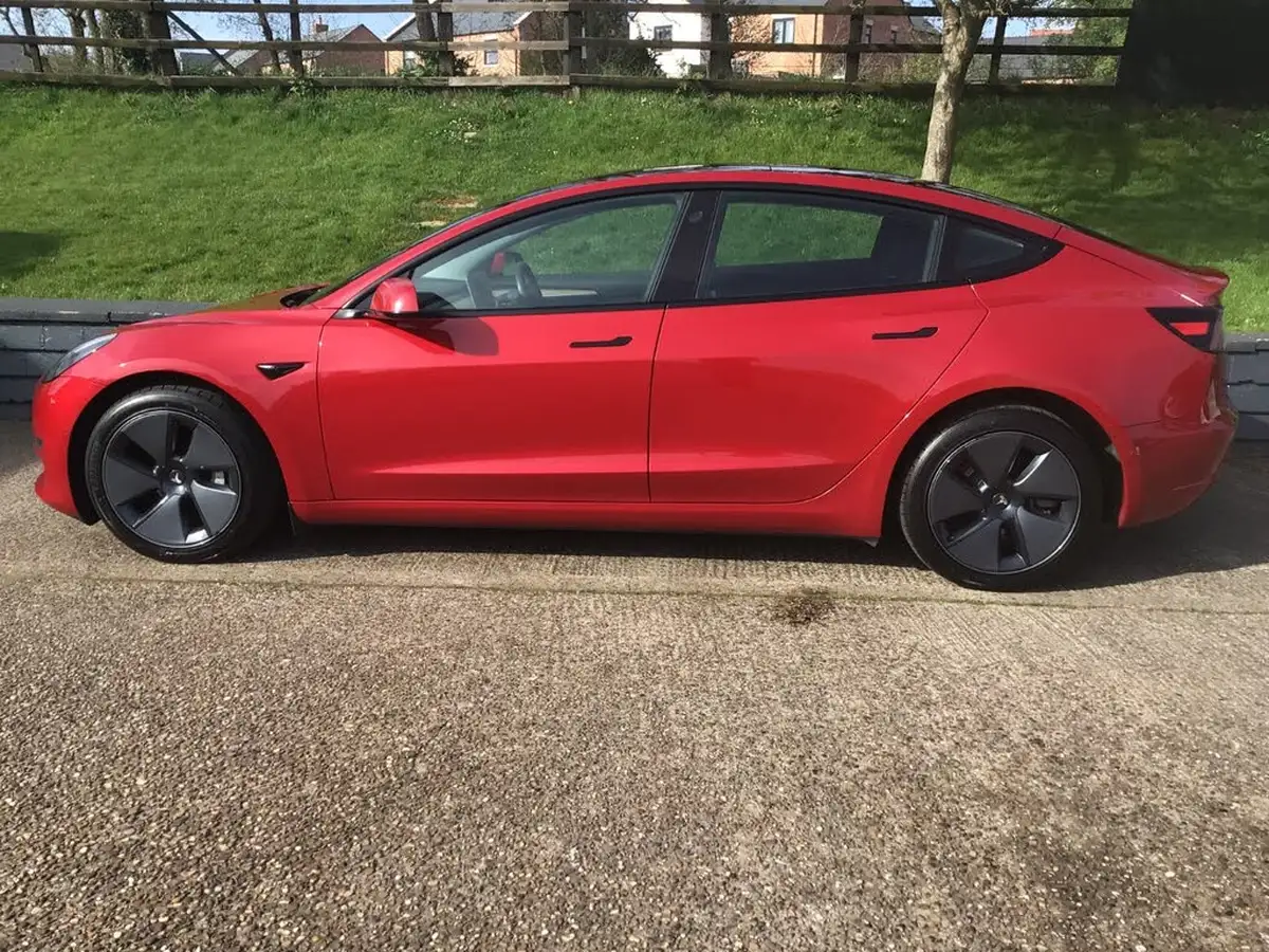 2021-tesla-model-3-e-long-range-awd-big-5