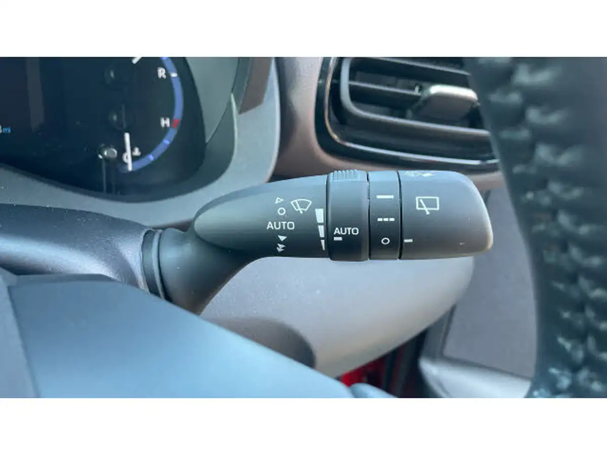 2023-toyota-yaris-cross-15-vvt-i-excel-awd-i-big-35