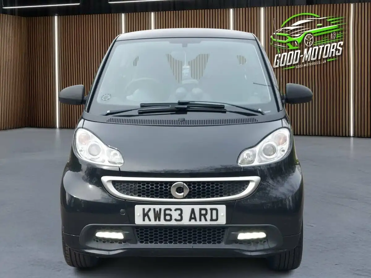 2013-smart-fortwo-10-edition-21-coupe-big-3