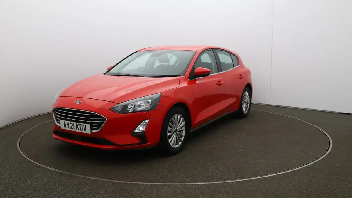 2021-ford-focus-15-titanium-edition-hatchback-big-27