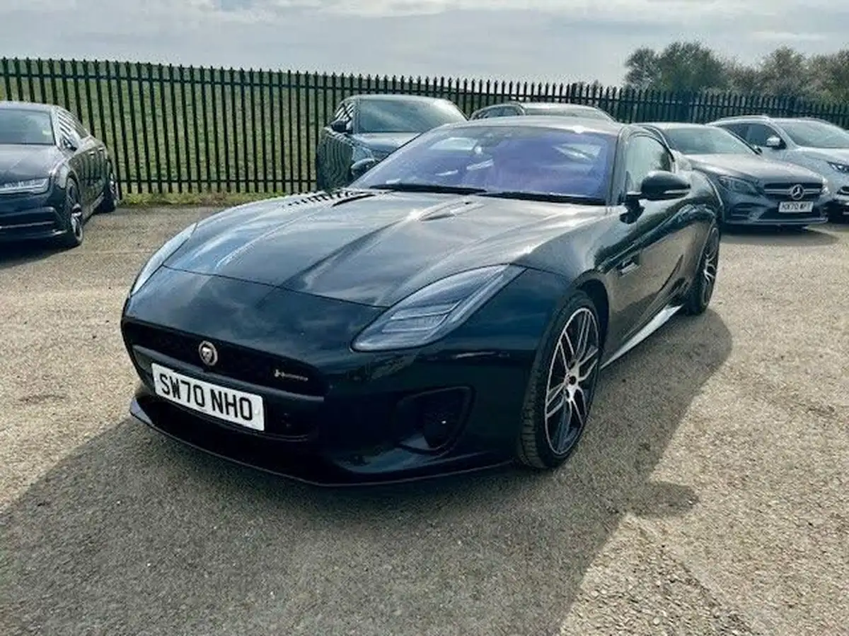 2021-jaguar-f-type-big-0