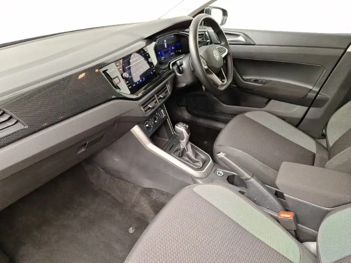 2024-volkswagen-polo-10-tsi-life-dsg-big-4