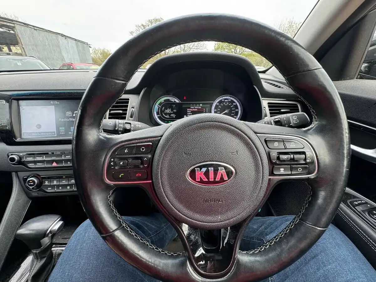 2018-kia-niro-16-gdi-3-156kwh-16-alloy-wheels-big-8