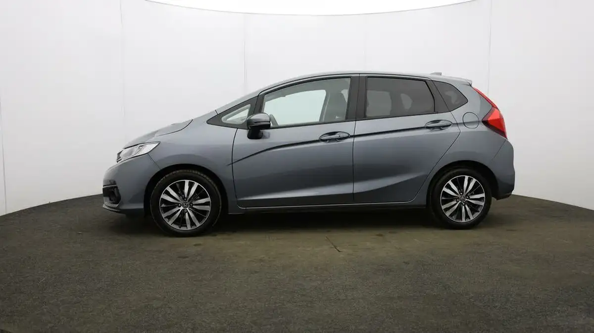 2020-honda-jazz-13-i-vtec-ex-navi-big-60