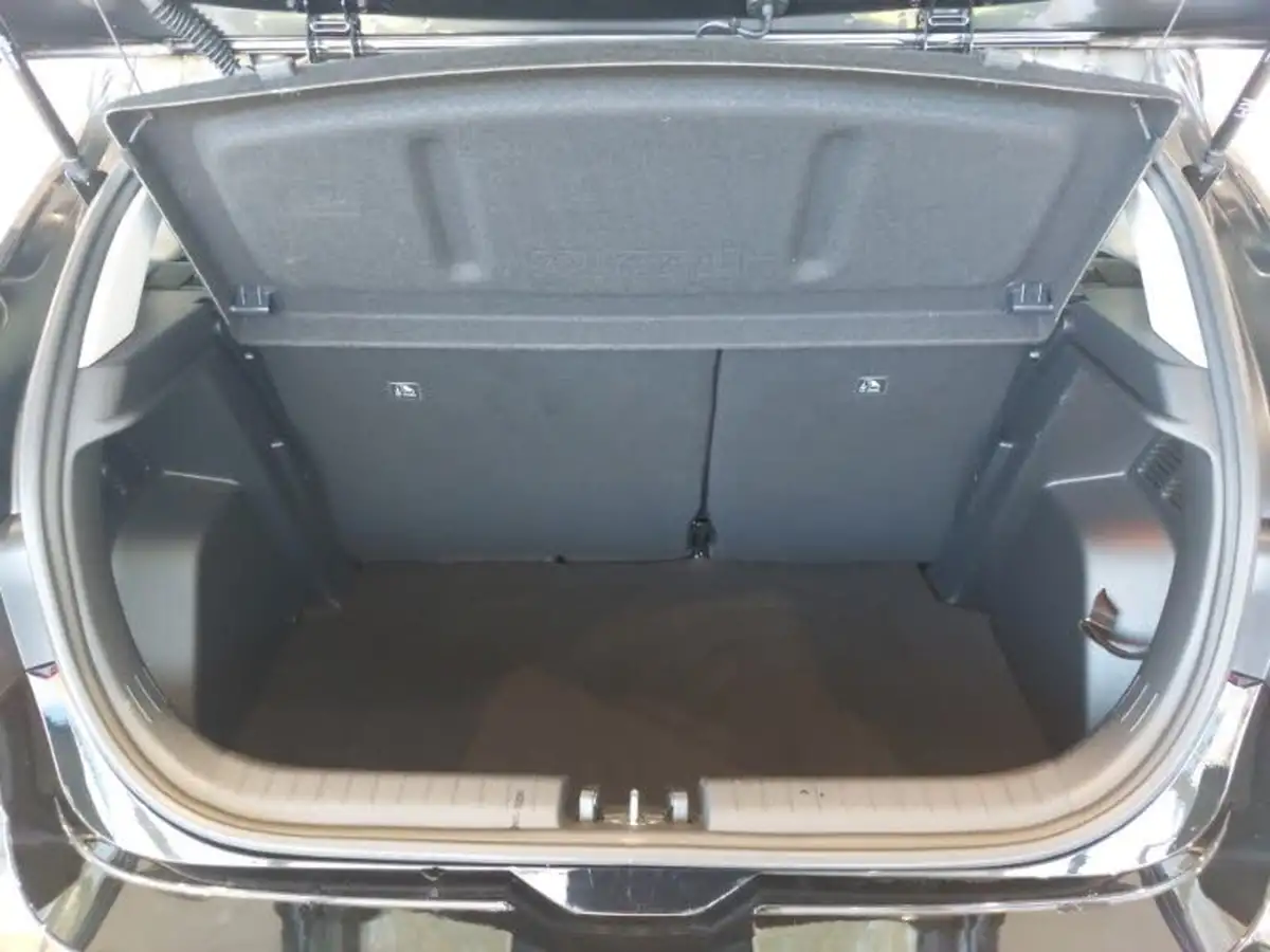2024-hyundai-i20-10-t-gdi-advance-dct-big-7