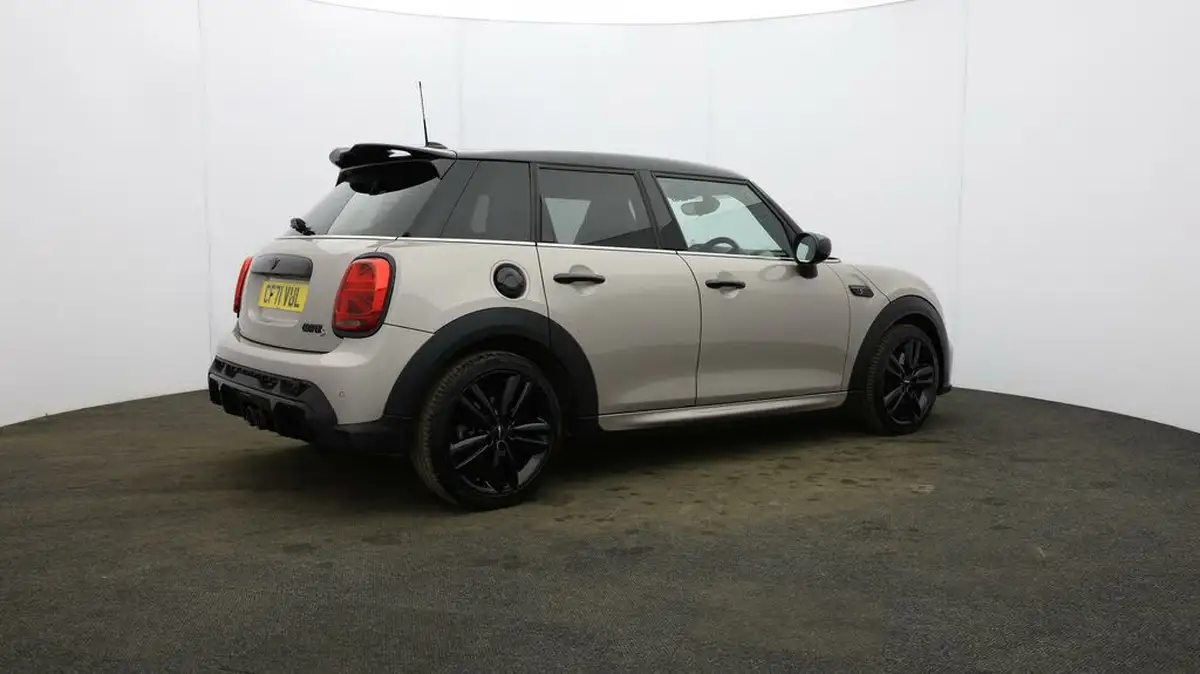 2022-mini-cooper-20-cooper-s-sport-hatchback-5d-auto-big-49