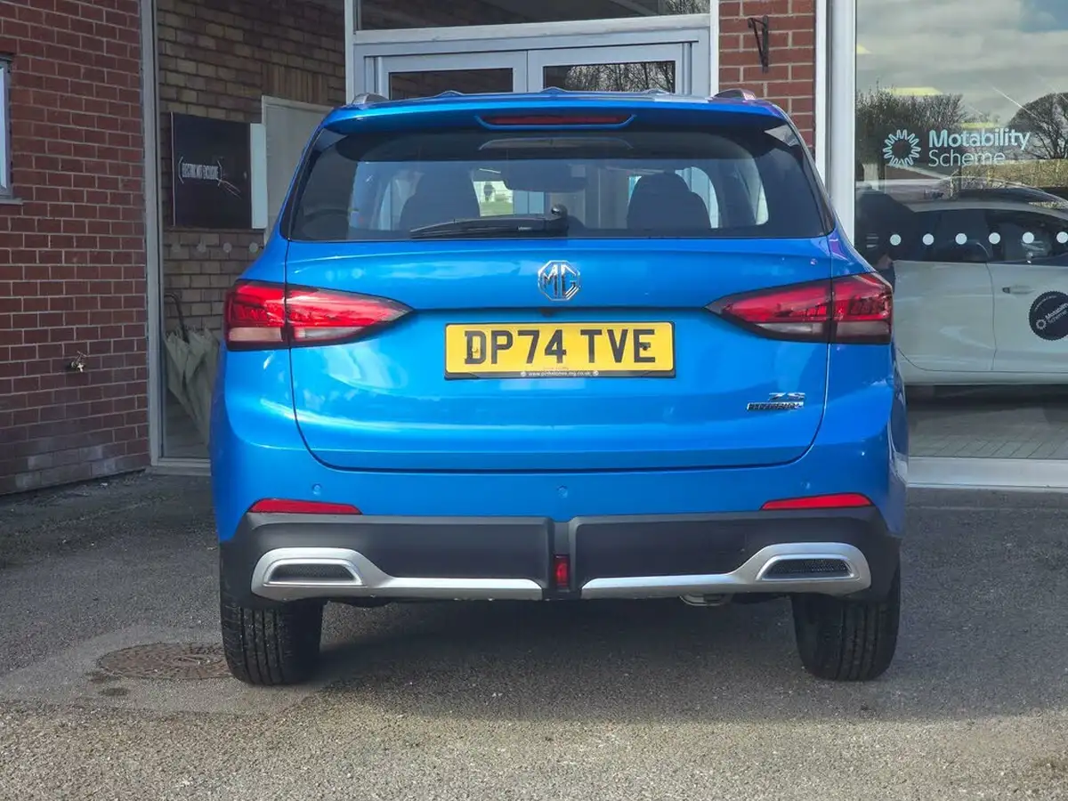 2024-mg-zs-suv-15-se-196ps-hybrid-1498cc-auto-big-6