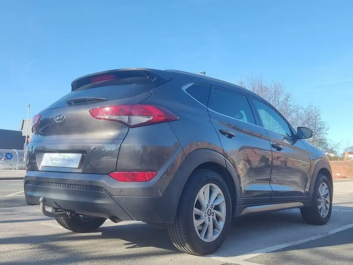 2016-hyundai-tucson-17crdi-blue-drive-premium-116ps-big-6