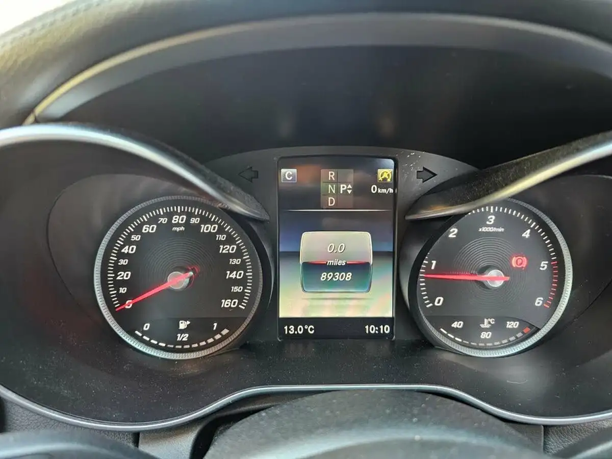 2015-mercedes-benz-c-class-21d-c220d-amg-line-170ps-ss-saloon-4d-auto-big-16