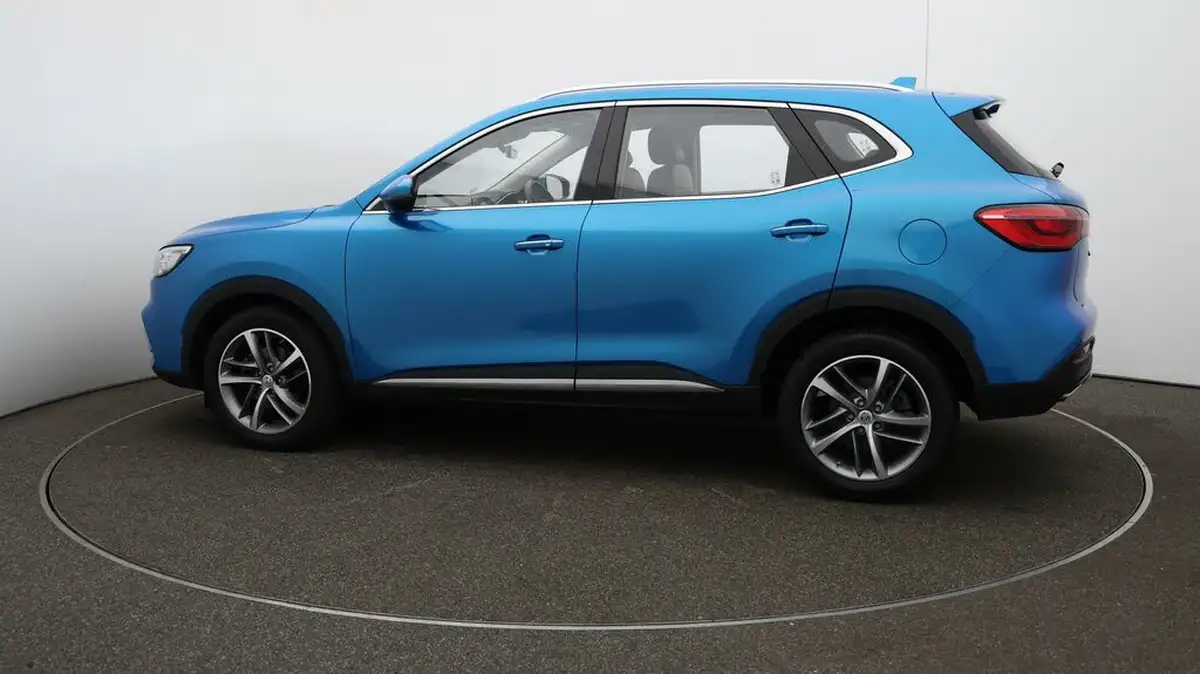 2021-mg-hs-15t-gdi-excite-162ps-dct-big-38