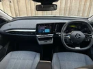 2022-renault-megane-e-tech-e-equilibre-small-6