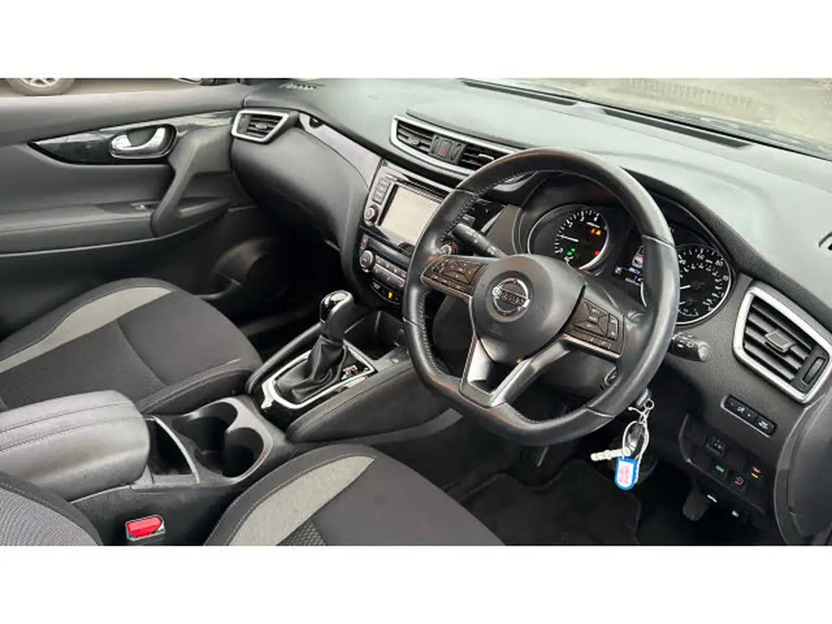 2020-nissan-qashqai-13-dig-t-acenta-premium-160ps-dct-big-10