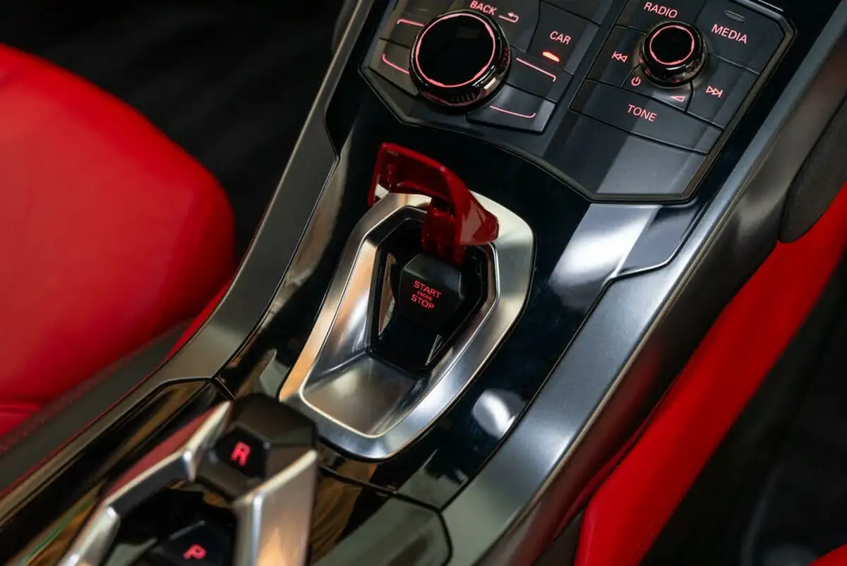 2015-lamborghini-huracan-52-lp-610-4-4wd-coupe-big-17