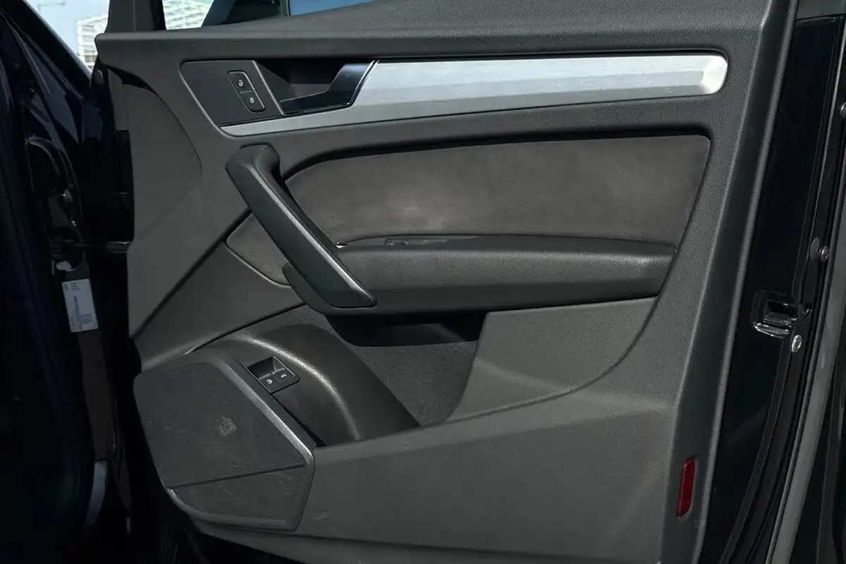 2021-audi-q5-20-50-tfsi-e-s-line-station-wagon-big-19