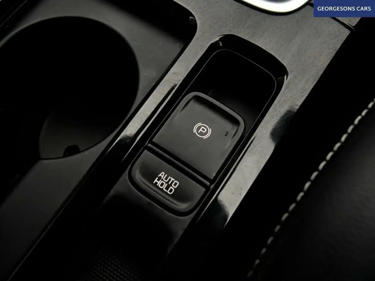 2022-kia-xceed-16-gdi-4-big-23