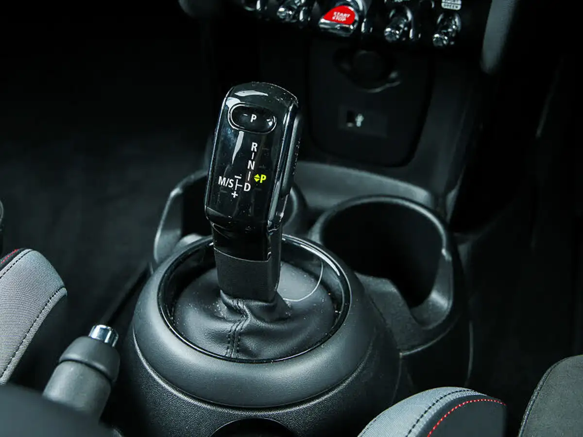 2022-mini-cooper-20-john-cooper-works-premium-hatchback-3d-auto-big-9