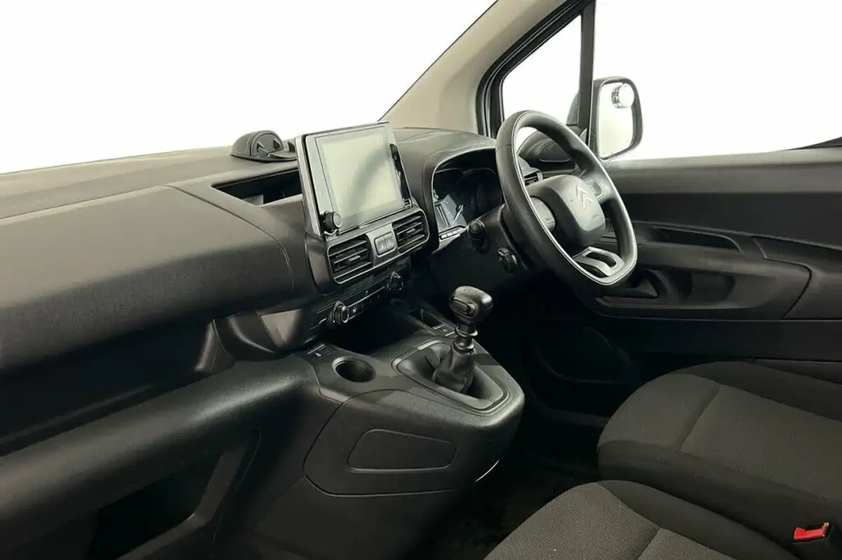 2020-citroen-berlingo-12-puretech-1000-enterprise-big-10