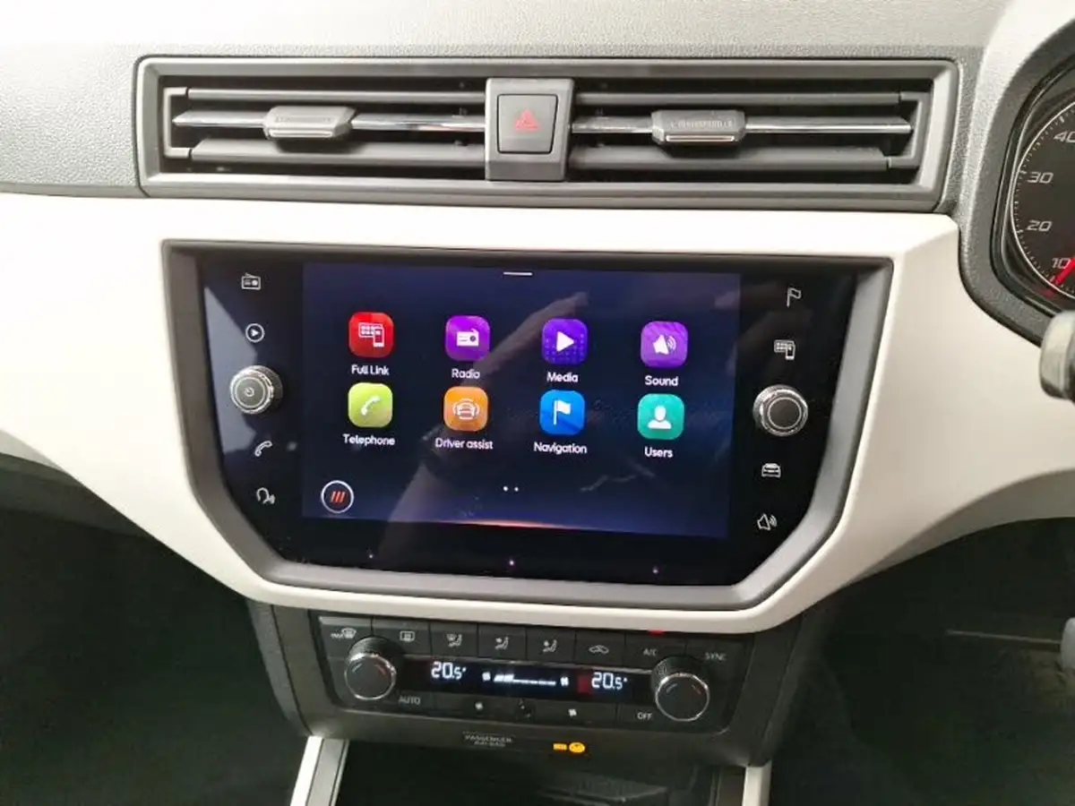 2020-seat-arona-10-tsi-xcellence-110ps-dsg-big-14
