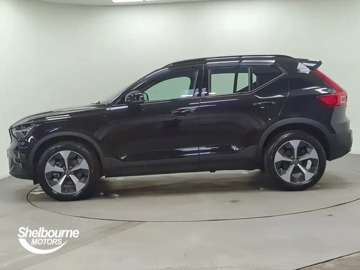 2024-volvo-xc40-20-b3-plus-big-13