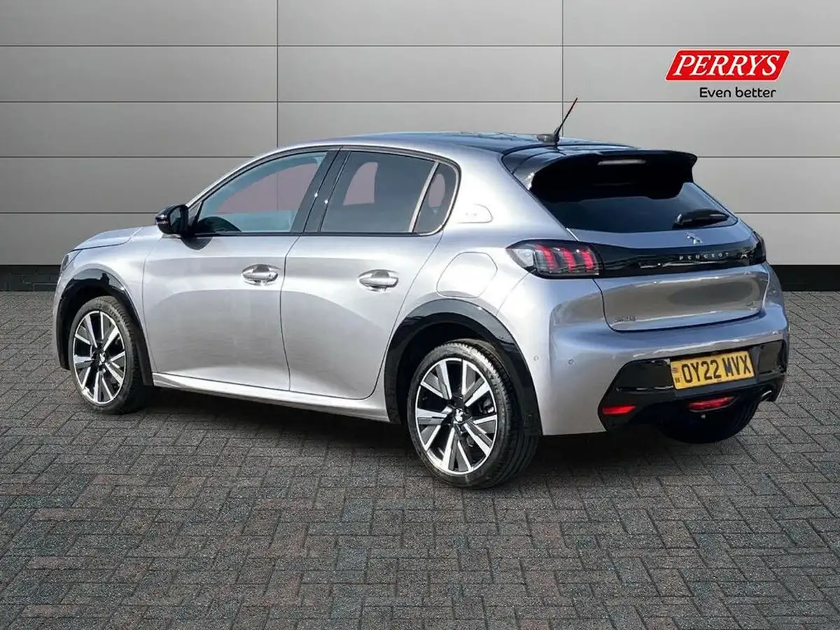 2022-peugeot-208-12-puretech-gt-100bhp-eat8-big-1