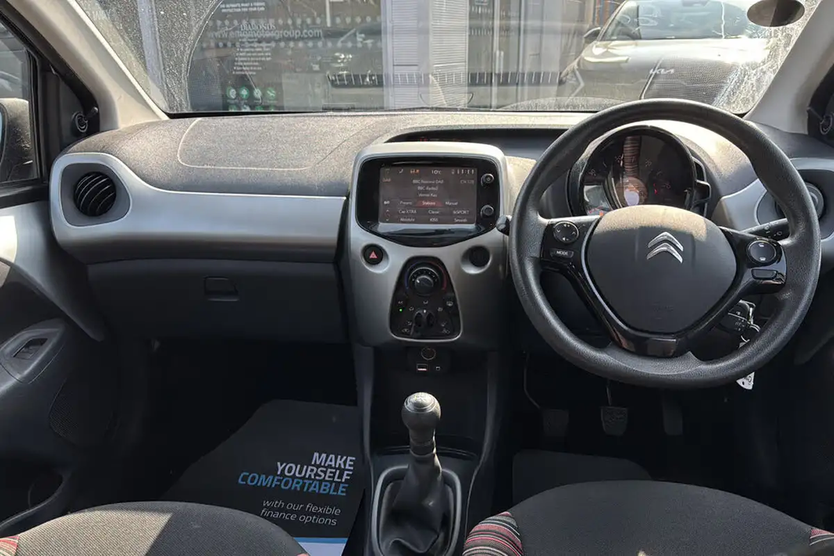 2016-citroen-c1-12-puretech-feel-81ps-5d-big-7