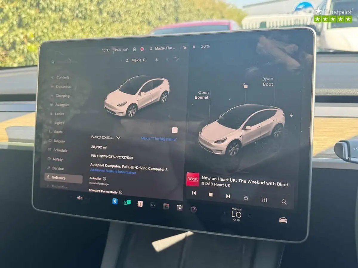 2023-tesla-model-y-e-rwd-big-23