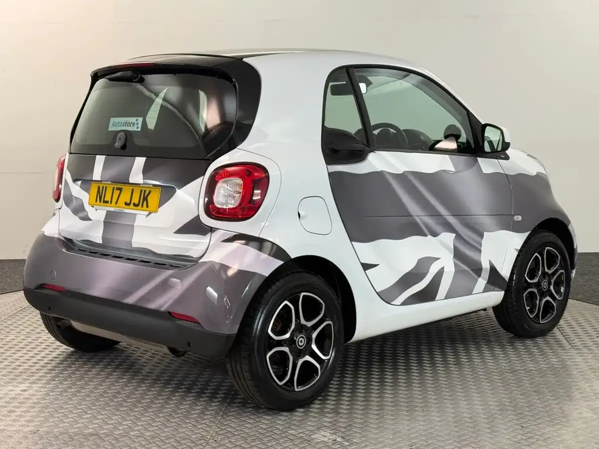 2017-smart-fortwo-09-prime-90bhp-ss-coupe-big-5