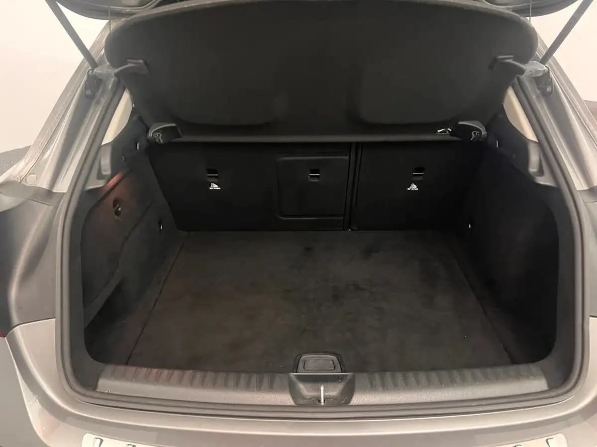 2020-mercedes-benz-gla-class-16-gla-180-urban-edition-7g-dct-big-36