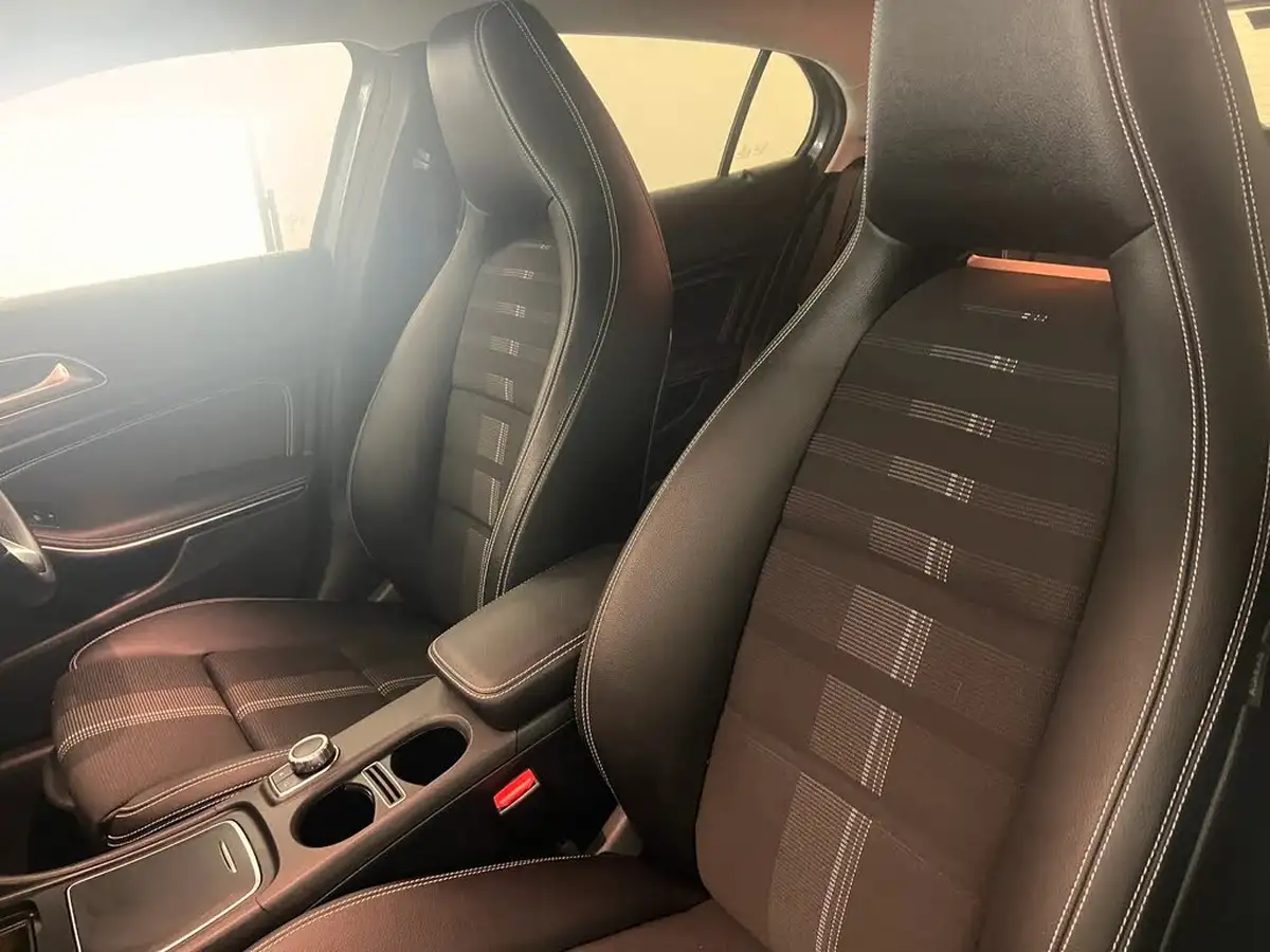 2020-mercedes-benz-gla-class-16-gla-180-urban-edition-7g-dct-big-32