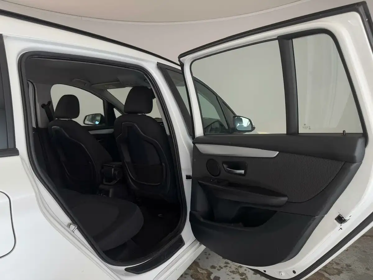 2019-bmw-2-series-15-218i-se-138bhp-gran-tourer-5d-big-15