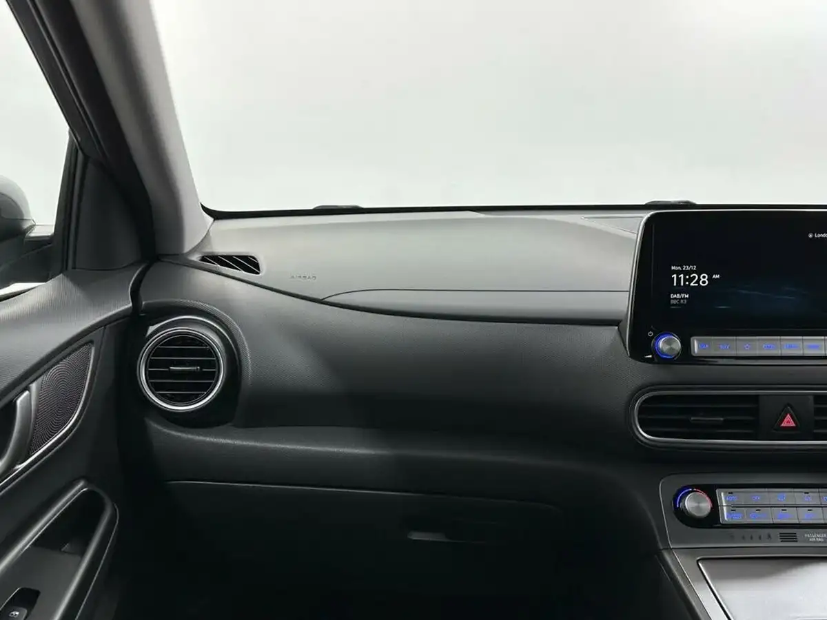 2020-hyundai-kona-e-premium-se-64kwh-105kw-obc-big-26