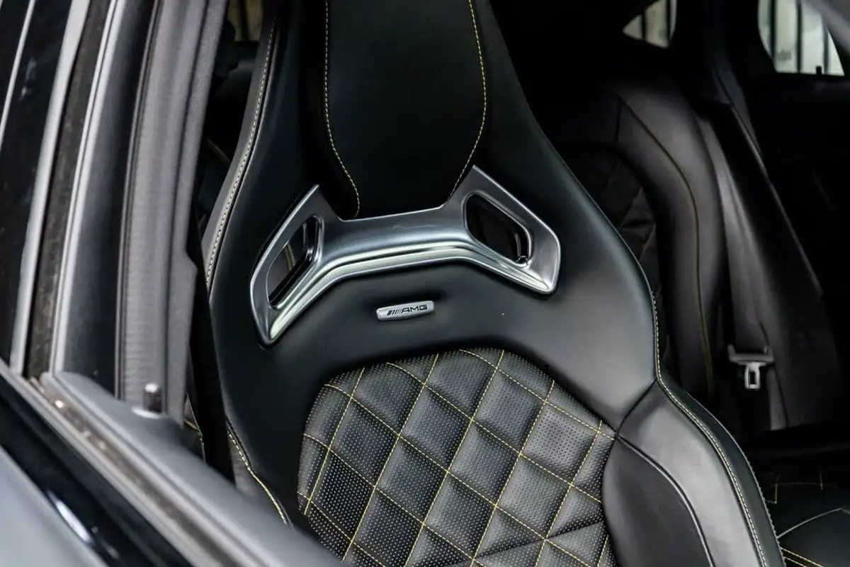 2018-mercedes-benz-glc-class-40-glc-amg-63-s-edition-1-510ps-coupe-4d-big-41