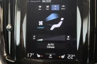 2020-volvo-xc60-20-b5-momentum-small-15